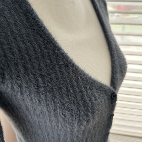 NWT Hollister Cozy Button-Down Cardigan - Picture 4 of 8